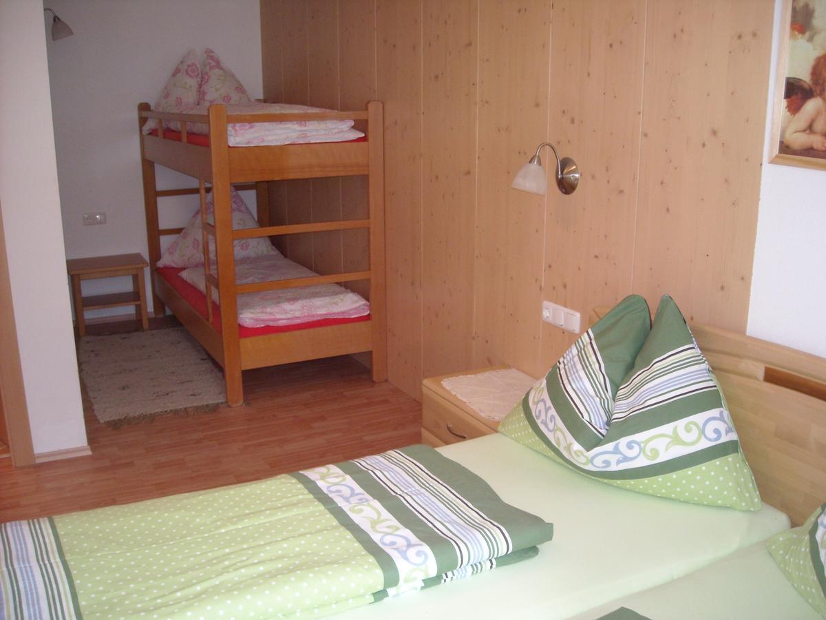 Trixlhof Bed & Breakfast Sankt Ulrich am Pillersee Exterior photo